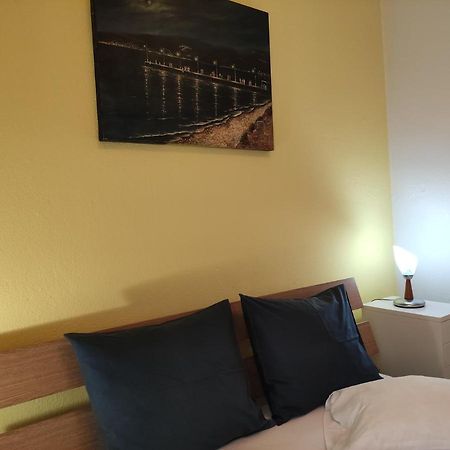 A&B Apartment Néoi Epivátai Luaran gambar