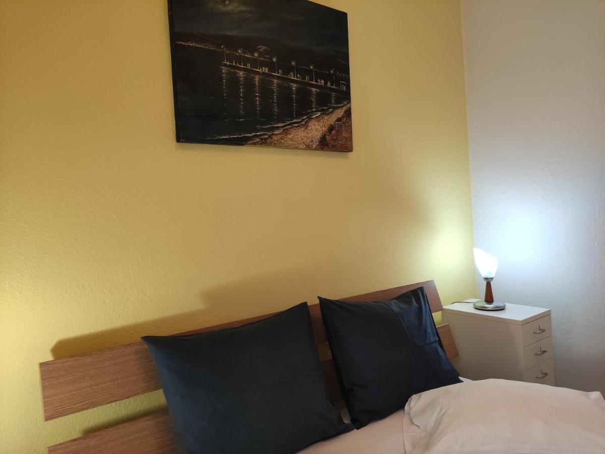 A&B Apartment Néoi Epivátai Luaran gambar