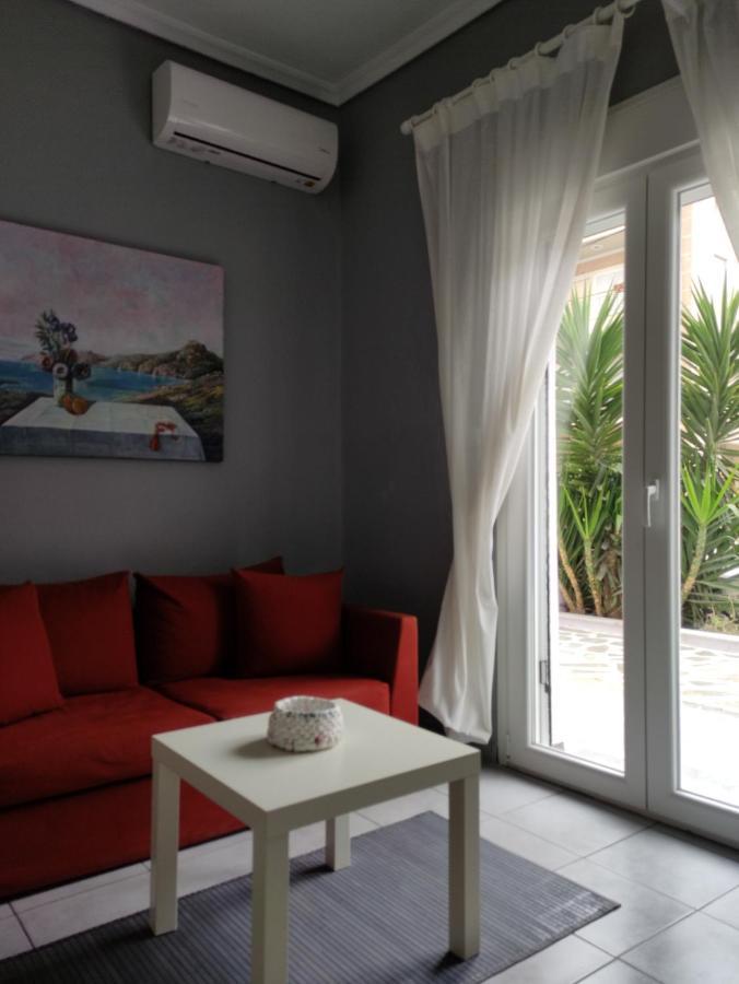 A&B Apartment Néoi Epivátai Luaran gambar